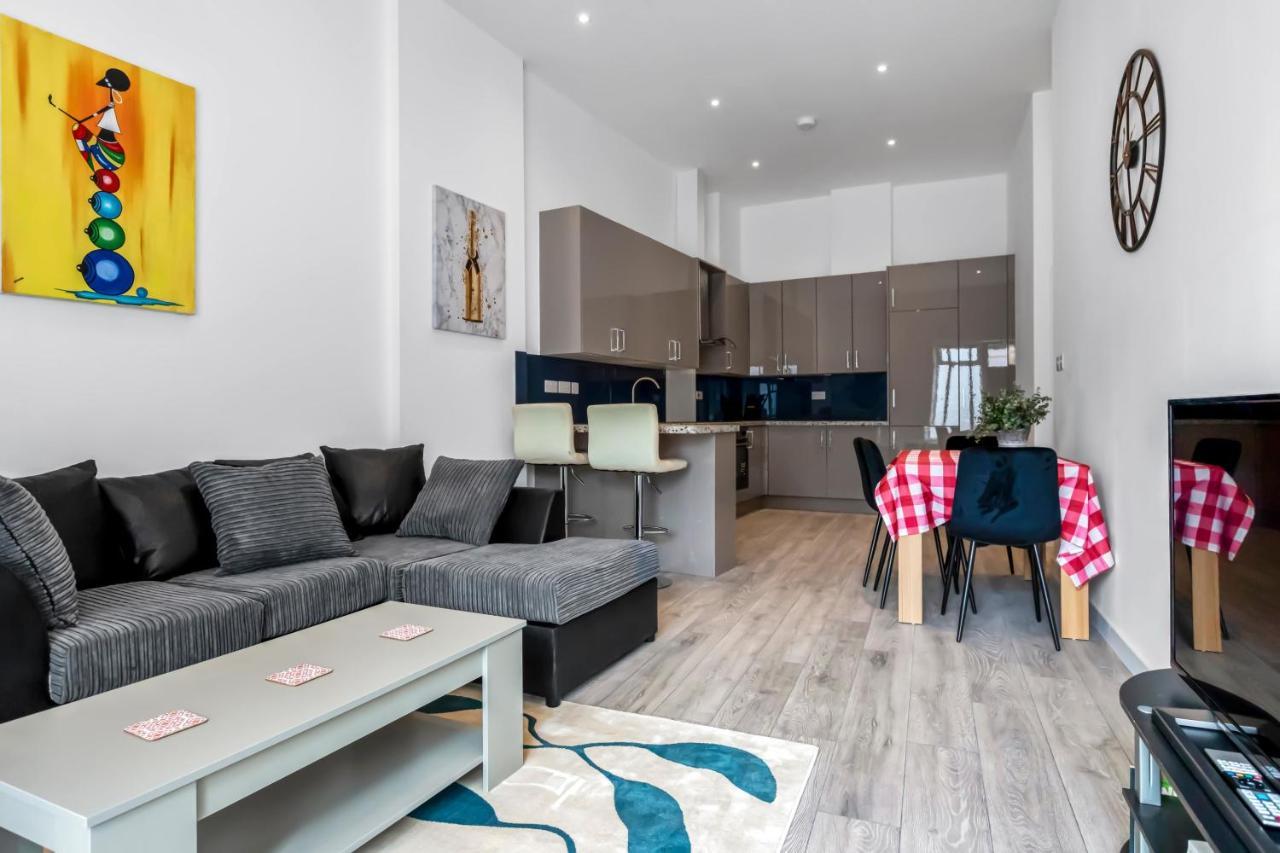 Lovely 1 Bedroom Apartment In Central Woking Ngoại thất bức ảnh