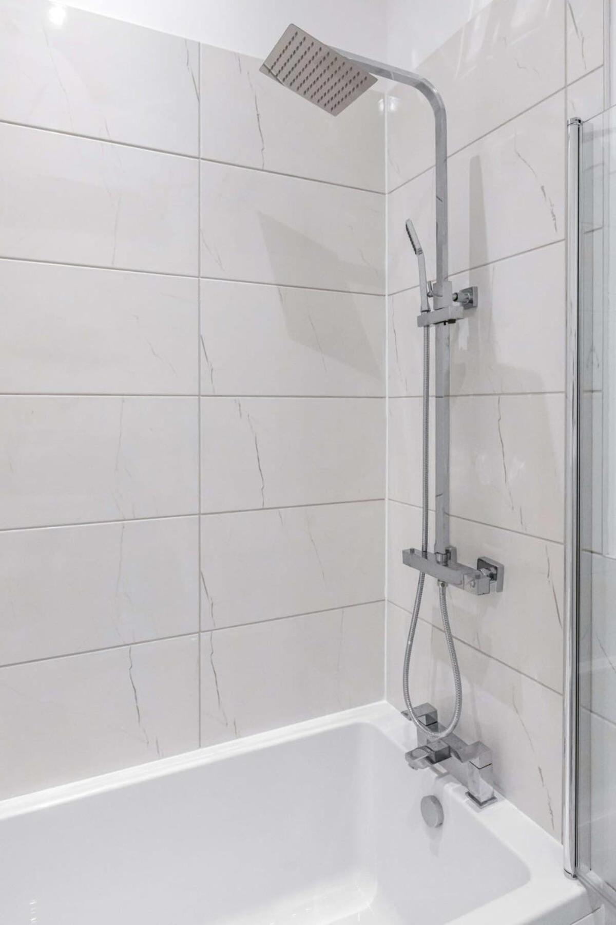 Lovely 1 Bedroom Apartment In Central Woking Ngoại thất bức ảnh